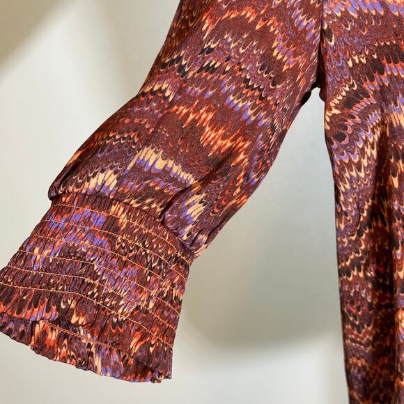 Rachel Zoe Brown/Orange Geo Smocked Short Sleeve V-Neck Top Womens Size Medium M - Picture 5 of 10